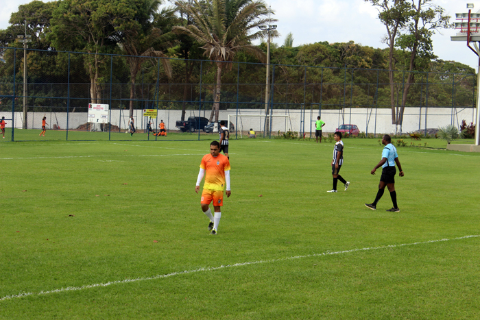 LEANDRO MARCA SEU SEGUNDO GOL