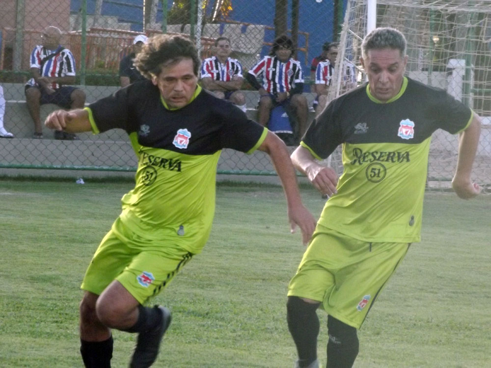 A SIMETRIA DO LIVERPOOL DEU CERTO (APCEF)