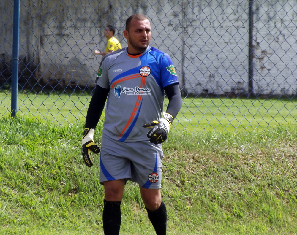 ITAÚ JOGA SOZINHO! (BANCÁRIOS)