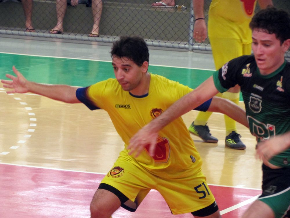 VITINHO É MAIS UM GOLEADOR DO PARCERIA
