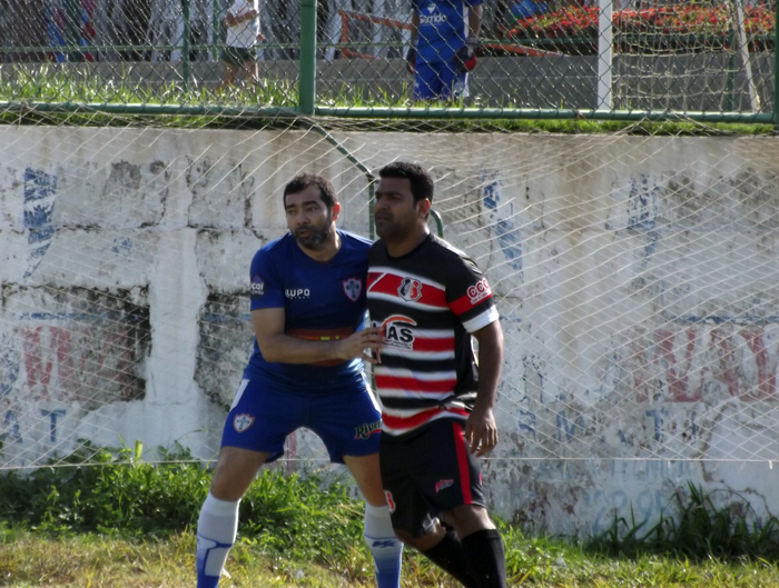GAÚCHO MARCA SEU PRIMEIRO GOL