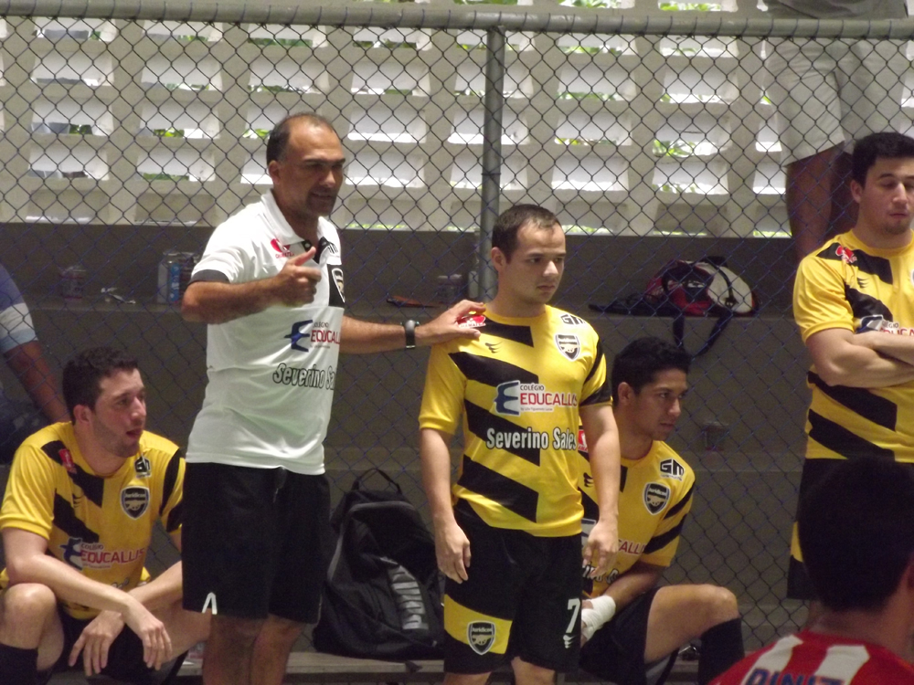 TÉCNICO (MAGNO FROZ) DOS JURÍDICOS MEXE NO TIME E CONQUISTA SUA SEGUNDA VITÓRIA