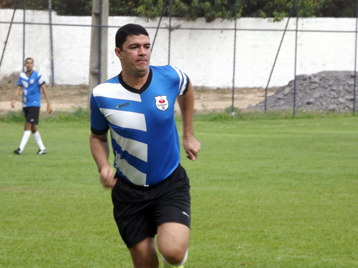 Ricardo chega ao sexto gol no campeonato