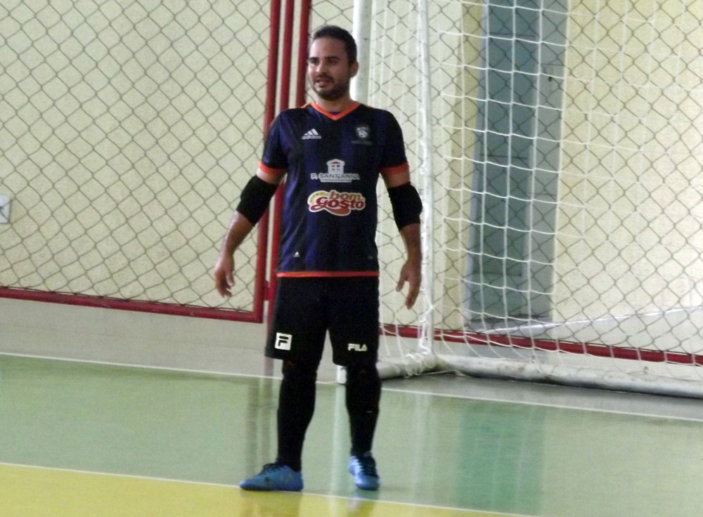 EDUARDO ANULA O ATAQUE DO BB_PFC (BANCÁRIOS)