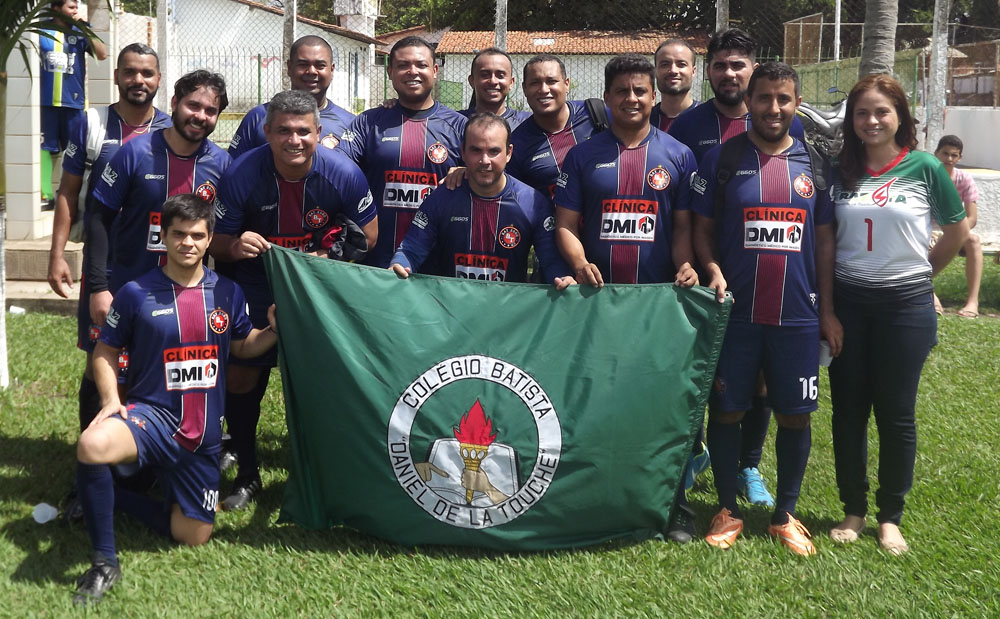 TRÊS JOGOS ABRIRAM O TERCEIRO CAMPEONATO DOS EX-ALUNOS DO BATISTA (COLÉGIO BATISTA)