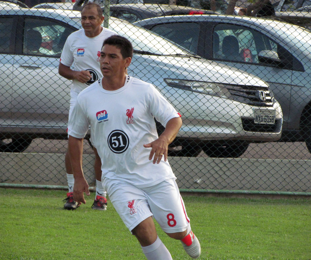 LIVERPOOL ENTRA NO G-4 (APCEF QUARENTA)