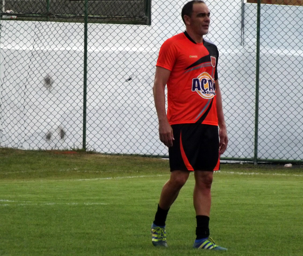 PRIMAVERA ATROPELA O REAL MADRID (APCEF-LIVRE-OURO)