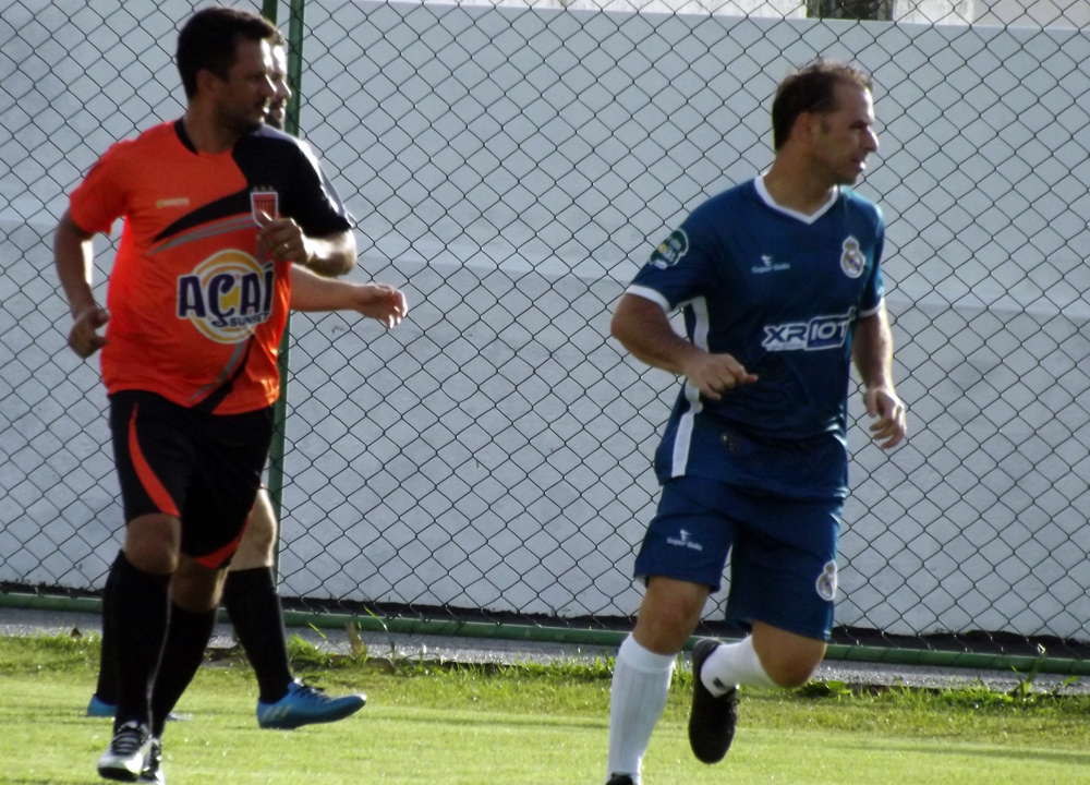 PRIMAVERA ATROPELA O REAL MADRID (APCEF-LIVRE-OURO)