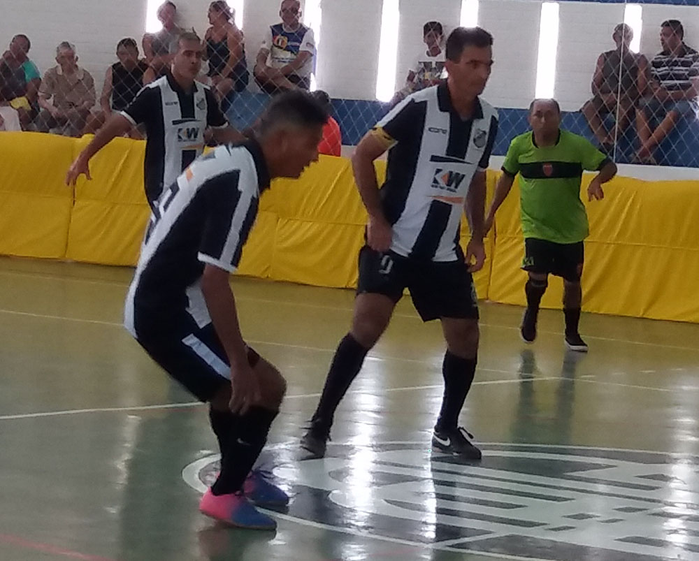 IZONE ASSUME A ARTILHARIA DO CAMPEONATO (AABB-CINQUENTÃO)