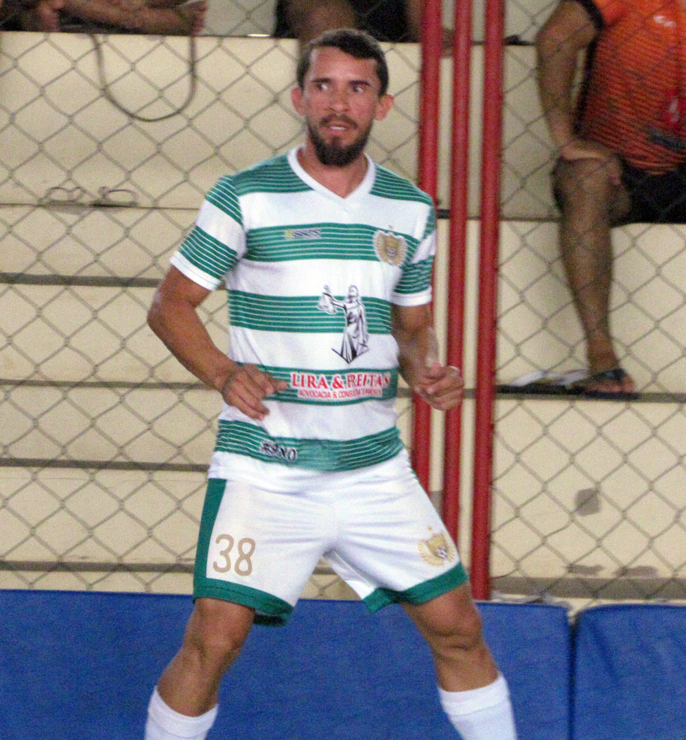 APENAS UM OBSTÁCULO SEPARA O BAT 2003 DO TRICAMPEONATO! (EX-ALUNOS BATISTA)