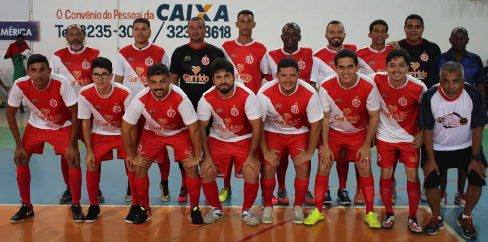 AMÉRICA MUDA A FORMA DE JOGAR (APCEF-LIVRE PRATA)